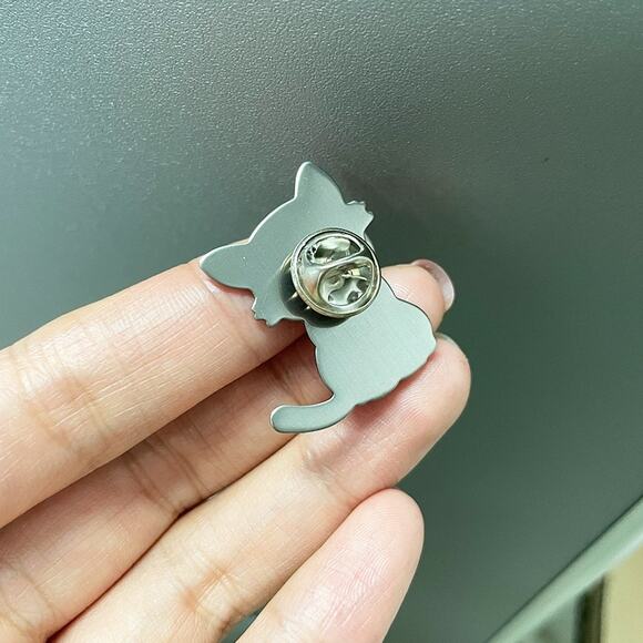 Rainbow LGBTQ Pride Cat Enamel Pins 405-1 - Picture 3 of 3